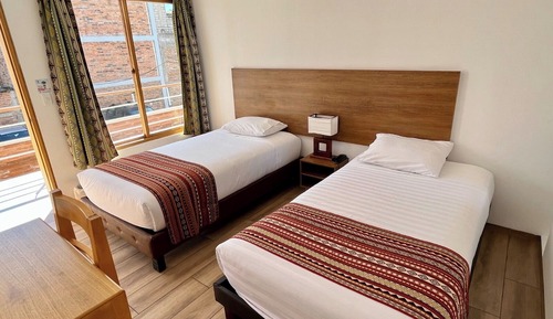 Standard Twin Room, 2 Twin Beds, Private Bathroom