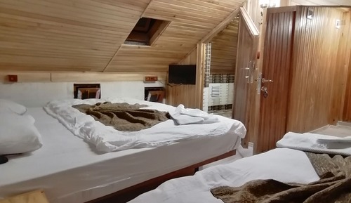 Penthouse Room