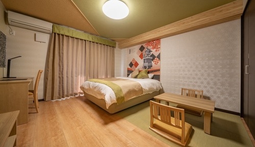 Double or Twin Room, Non Smoking (Run of House)
