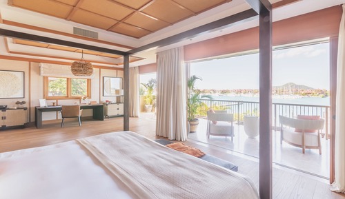 One Bedroom Emperor Villa with Pool