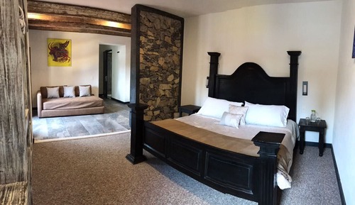 Classic Room, 1 King Bed