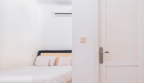 Standard Room, 1 Queen Bed