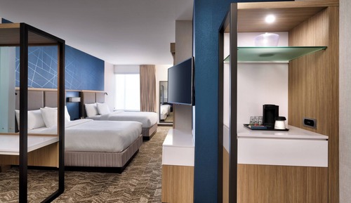 Suite, 2 Queen Beds, Non Smoking