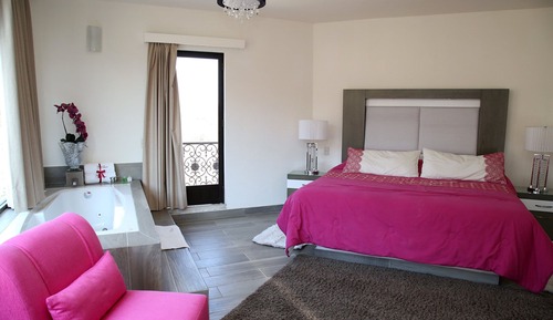 Family Suite, Jetted Tub (VIP  5)