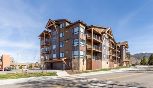 Condo, 3 Bedrooms