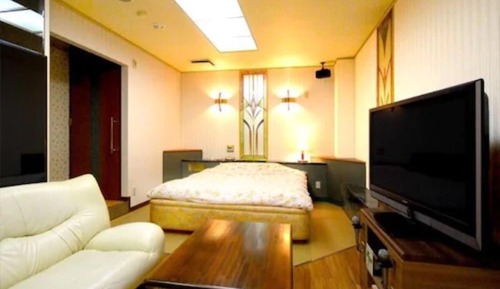 Standard Business Room, 1 King Bed, Non Smoking (B)