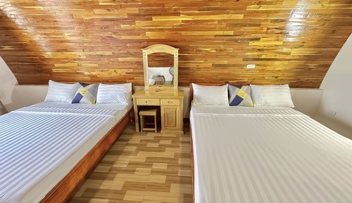 Beachfront Bungalow (4 guests)