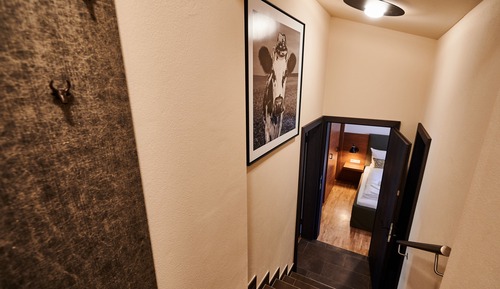 Apartment (B3)