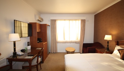 Deluxe Room, 1 King Bed