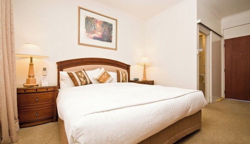 Deluxe Room, 1 Queen Bed
