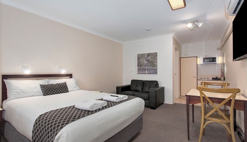 Standard Room, 1 Queen Bed, Non Smoking