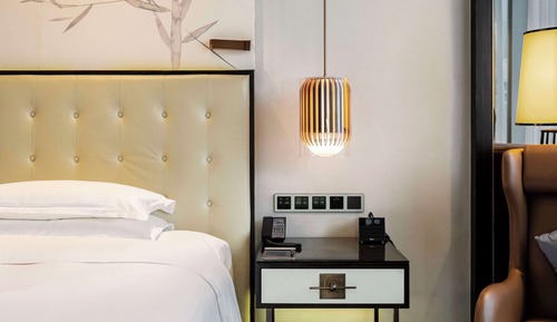 Deluxe Room, 2 Twin Beds, City View