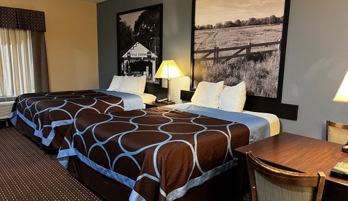 Room, 2 Queen Beds, Kitchen