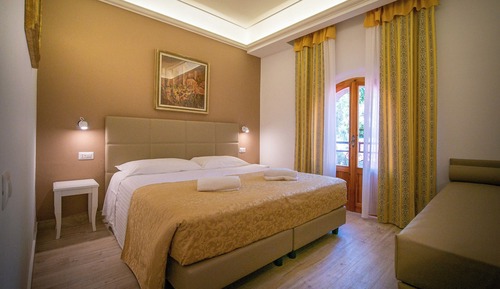 Economy Double or Twin Room, 1 Double or 2 Twin Beds