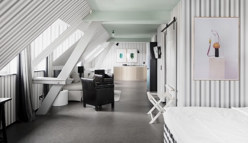 Attic Junior Suite