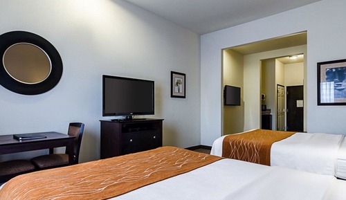 Suite, 2 Queen Beds, Non Smoking
