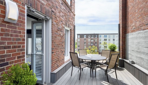 Standard Room, 1 King Bed, Accessible, Patio