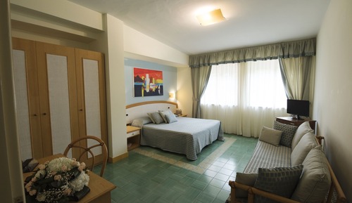 Family Triple Room, Garden View