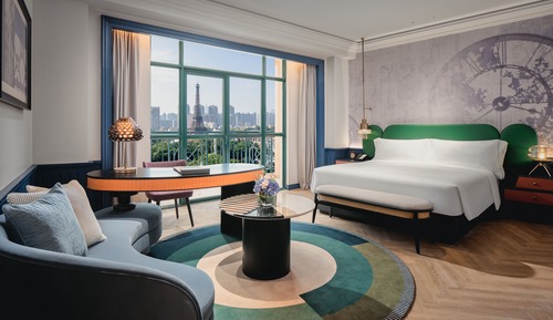 Premium Room, 1 King Bed (Window of the World View)