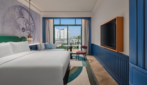 Standard Room, 1 King Bed, Balcony