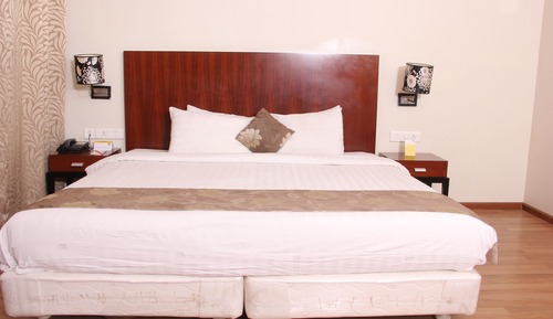 Premiere Deluxe Suite