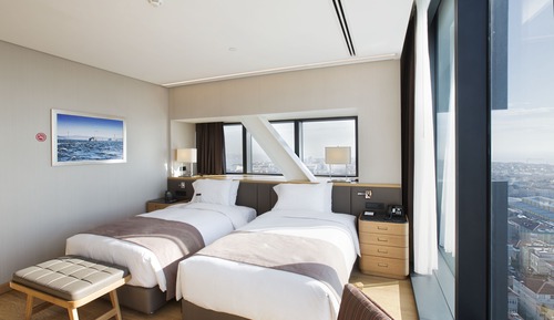 Twin deluxe room w view