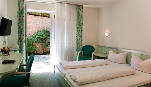 Comfort Double Room Single Use, Private Bathroom
