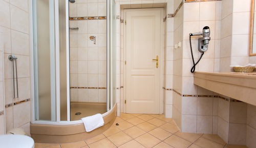 Economy Twin Room