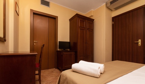 Basic Double Room