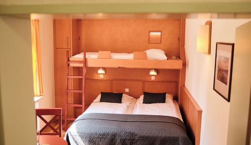 Standard Triple Room, Private Bathroom