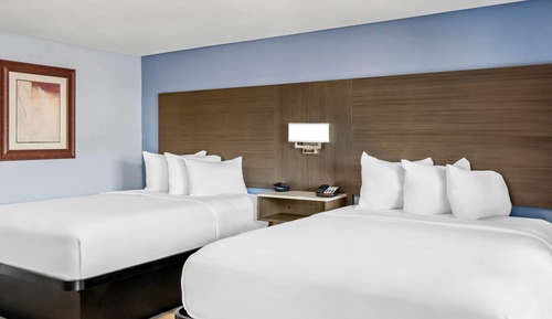 Room, 2 Queen Beds, Non Smoking
