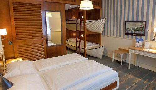 Hotel room B