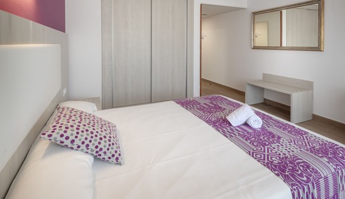 Standard Double Room (2 Adults)