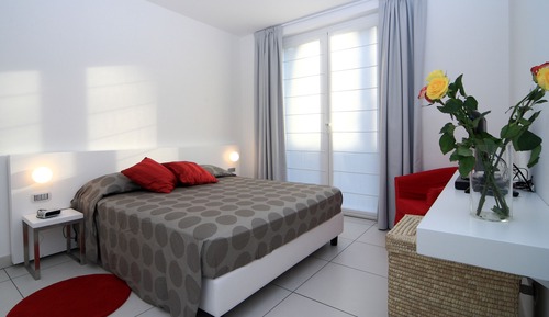 Family Apartment, 2 Bedrooms, Pool View, Ground Floor