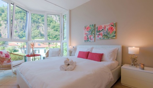 Superior Apartment, 3 Bedrooms, Lake View, Lakeside