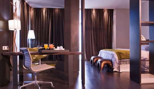 Suite, 1 King Bed (VIP)