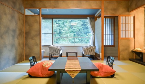 Suite Japanese style Buffet Style Breakfast & Dinner