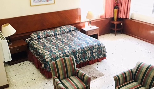 Suite, 1 Queen Bed