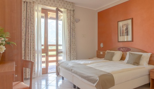 Double Room, Mountain View