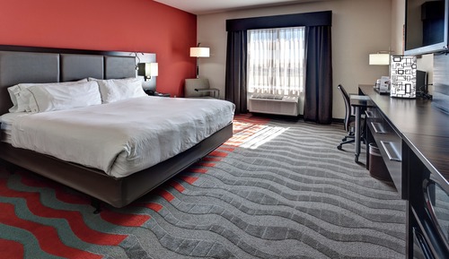 Standard Room, 1 King Bed, Jetted Tub (Feature)