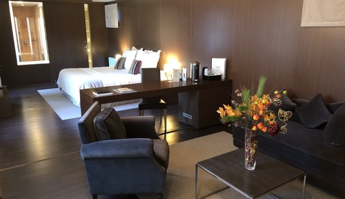 Suite with Spa Bath