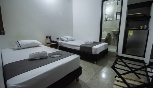 Standard Twin Room