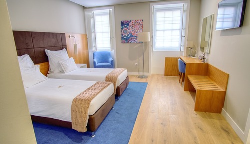 Superior Twin Room, River View