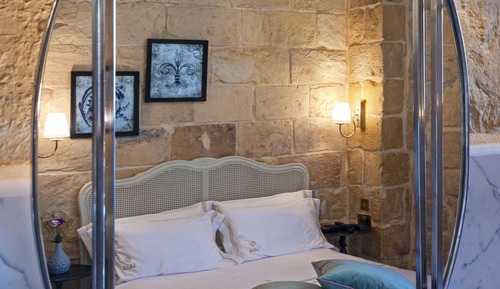 Double Room, Accessible