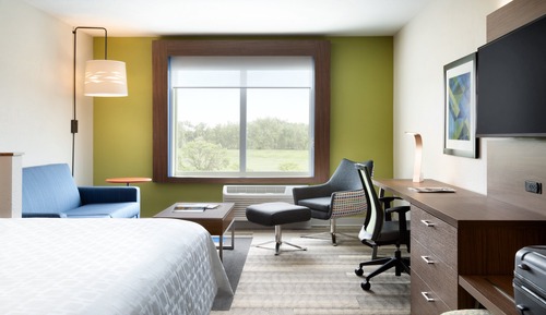 Suite, 1 King Bed, Accessible (Communications)