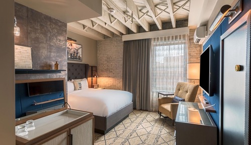 Room, 1 Queen Bed (Hearing Accessible)