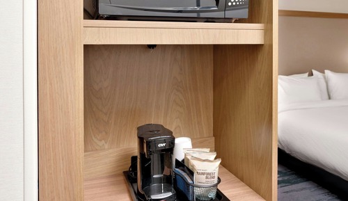 Room, 1 King Bed (Hearing Accessible)