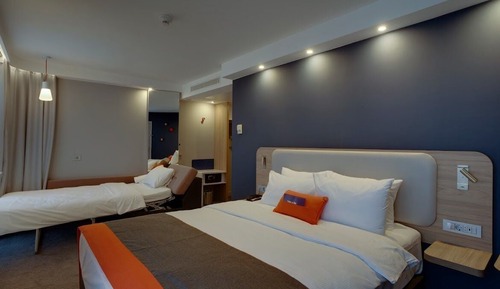 Standard Room, 1 Queen Bed with Sofa bed (Free Breakfast)
