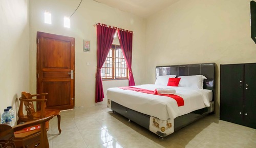Premium Room (Reddoorz)