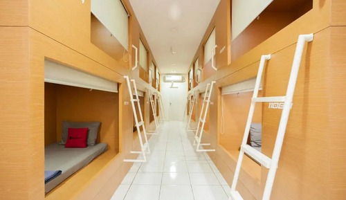Shared Dormitory, Mixed Dorm (Reddoorz)